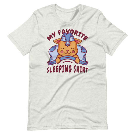 Cat sleeping in bed | Unisex t-shirt