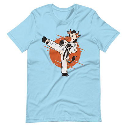 Karate cow | Unisex t-shirt