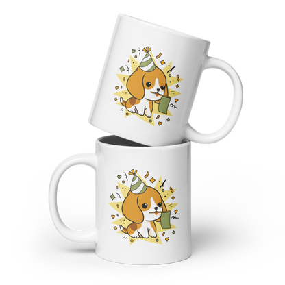 Cute celebrating beagle dog | White glossy mug